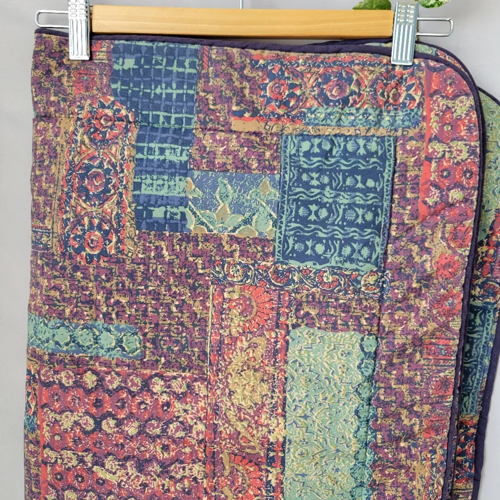 2 Vintage Sheridan Pillow Shams 31